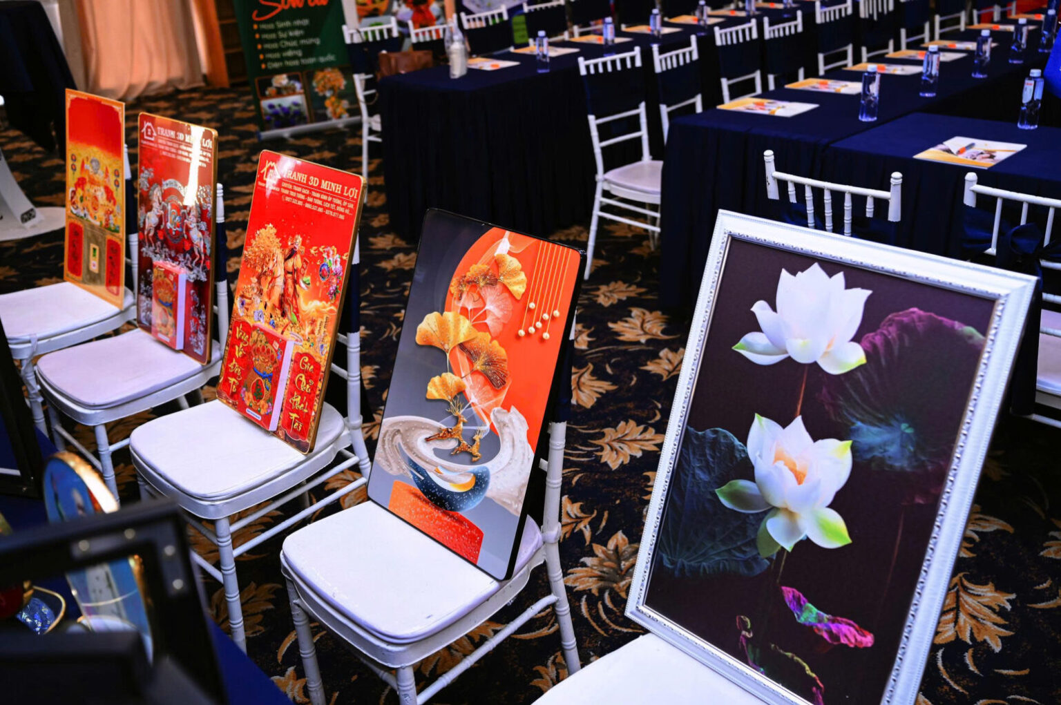 sự kiện showcase tranh trang trí