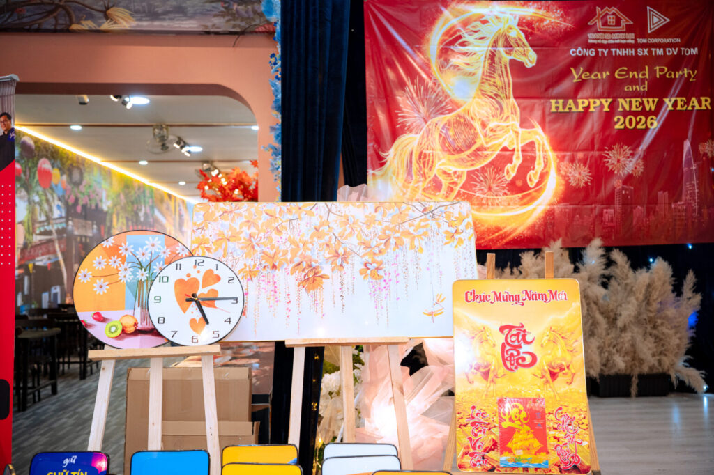 Set up sự kiện tất niên 2026